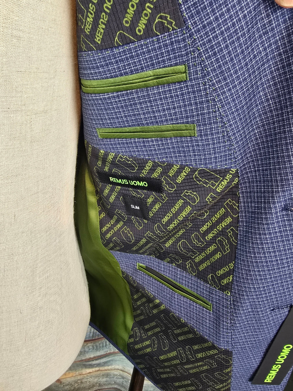 Remus Uomo Navy Slim Fit micro Check Stretch Suit