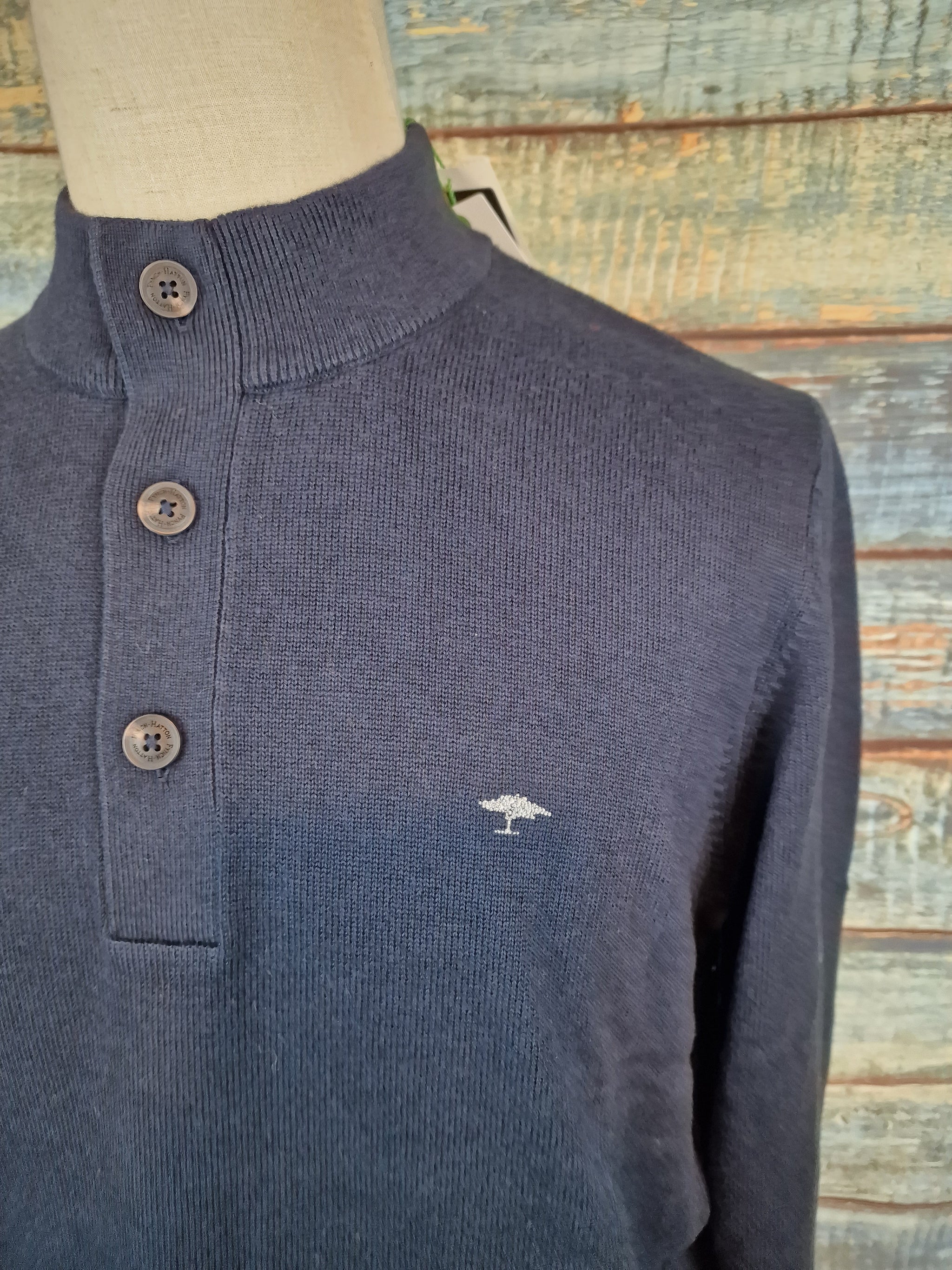 FYNCH-HATTON SWEATER WITH BUTTONED TROYER COLLAR