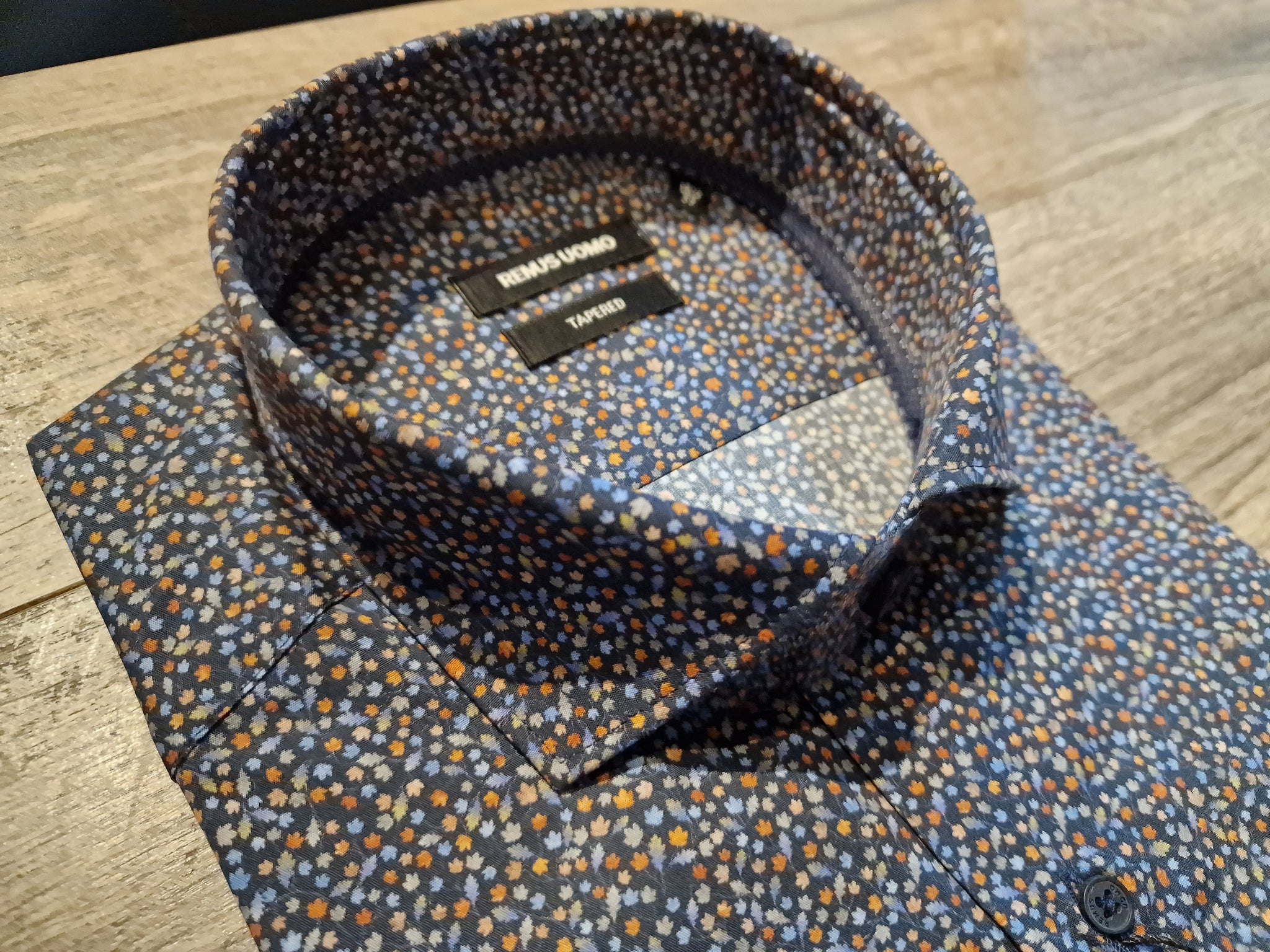 Remus Uomo tapered fit Fit navy multi colour leaf print Shirt