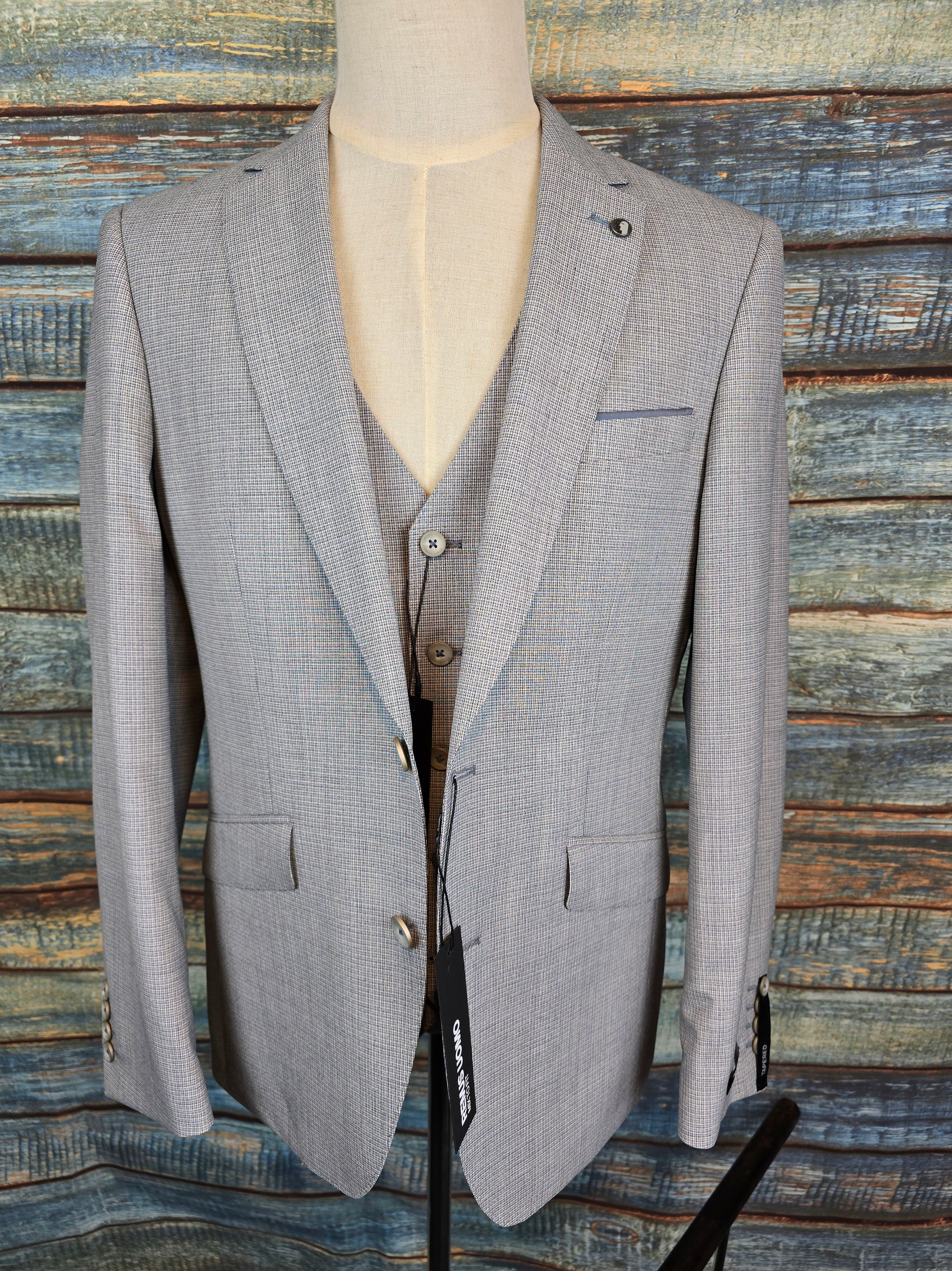 Remus Uomo Light Grey/Blue micro check Tapered Fit 3 piece suit