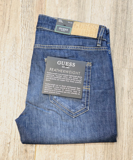 Guess Featherweight Slim Fit Summer Denim