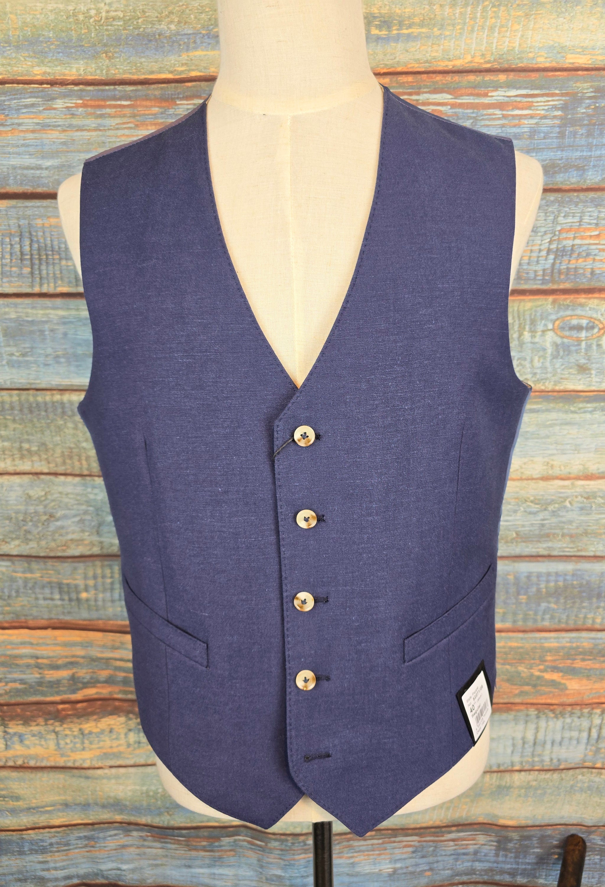 Remus Uomo Tapered Fit Linen-Blend Waistcoat