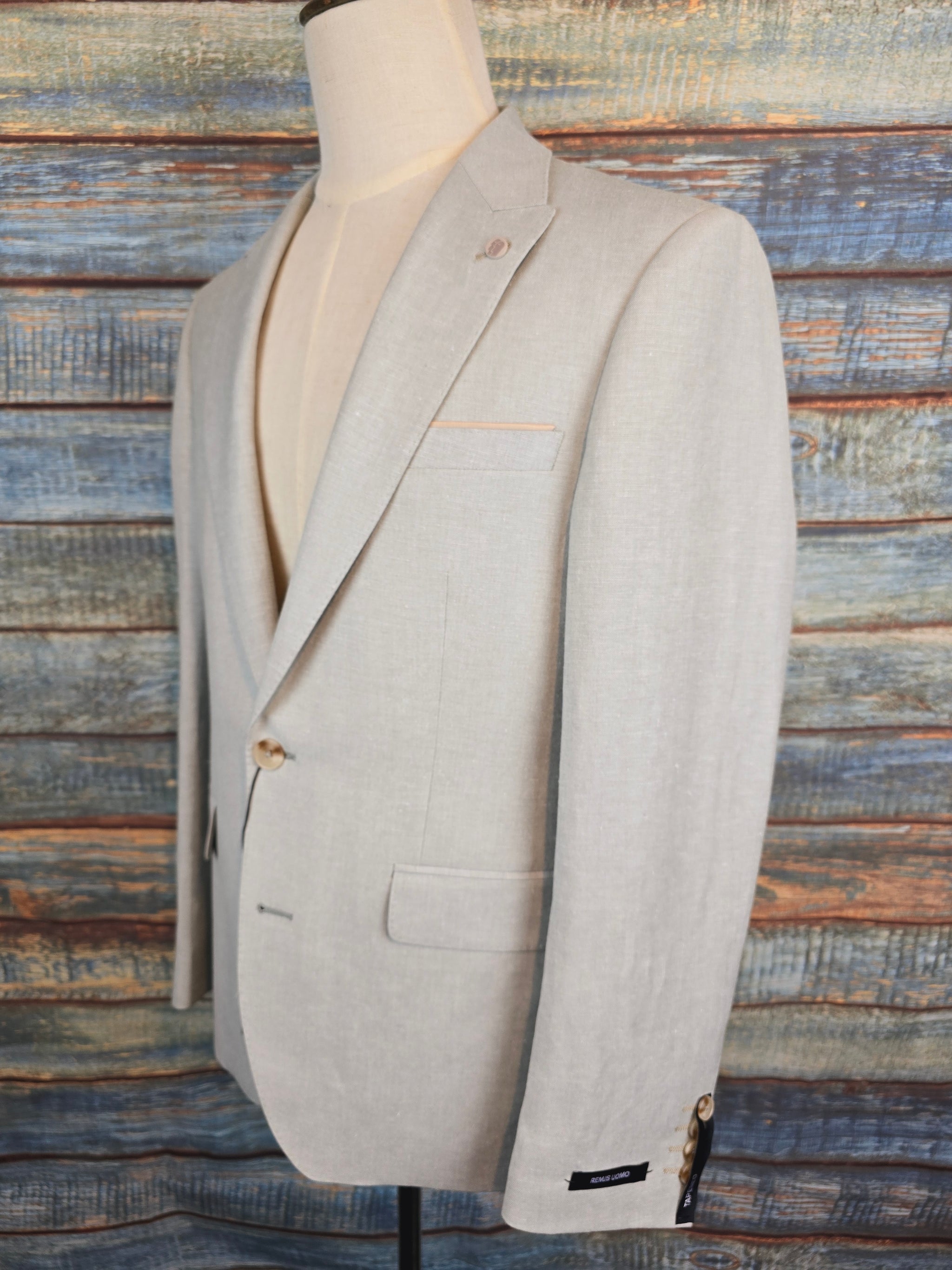 Remus Uomo Tapered Fit Linen-Blend Waistcoat