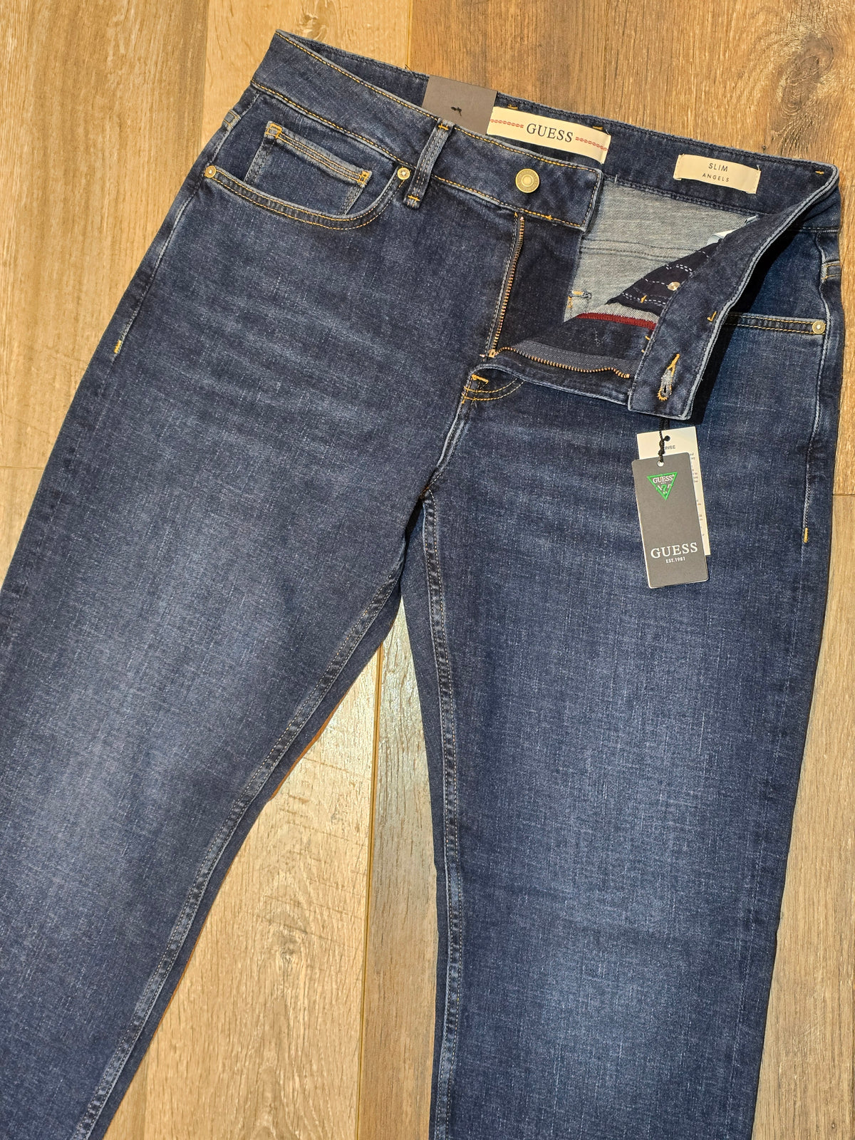 Guess "Angles" Slim Fit Warm Touch Denim