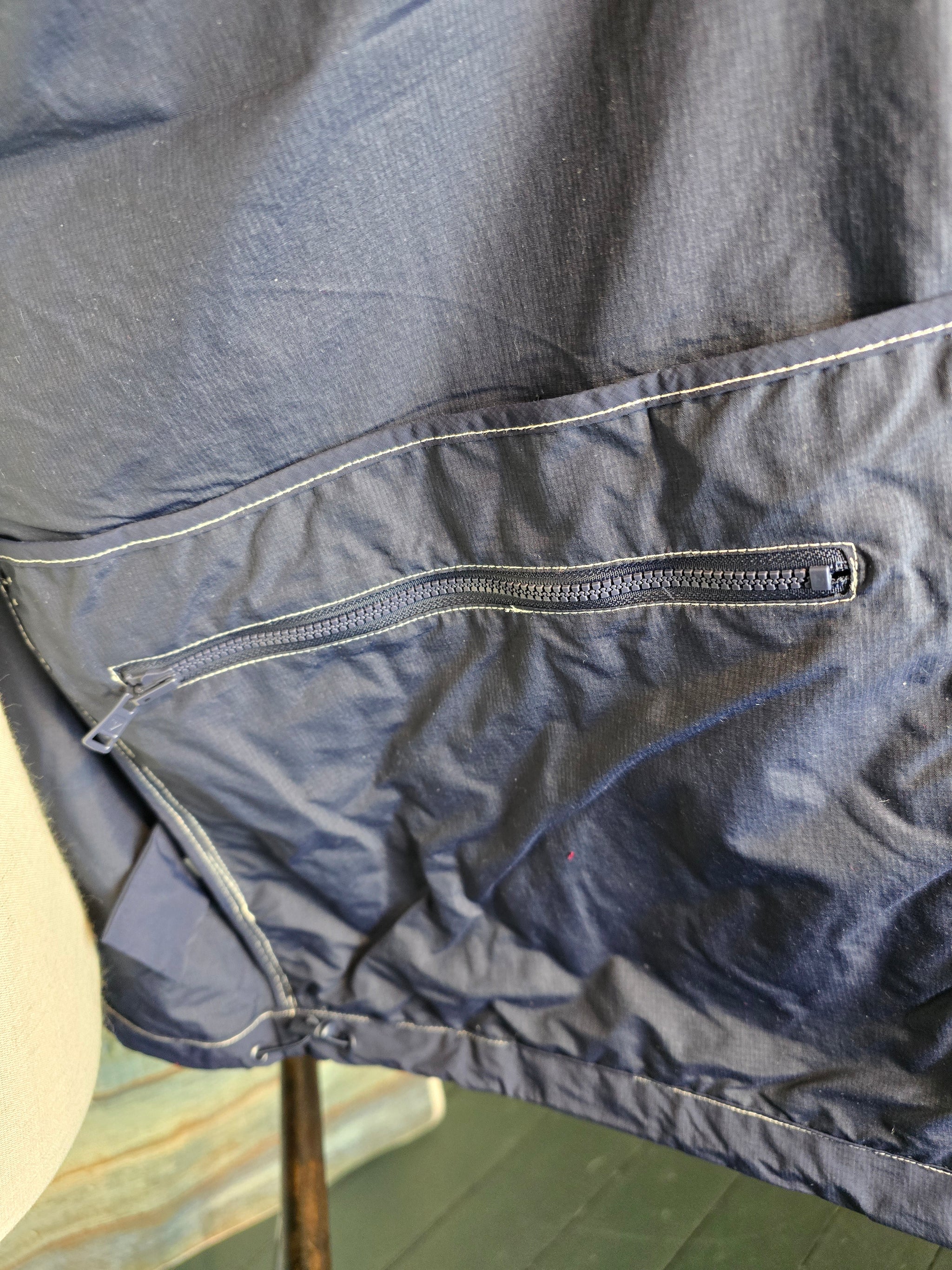 Guess Packable Windbreaker