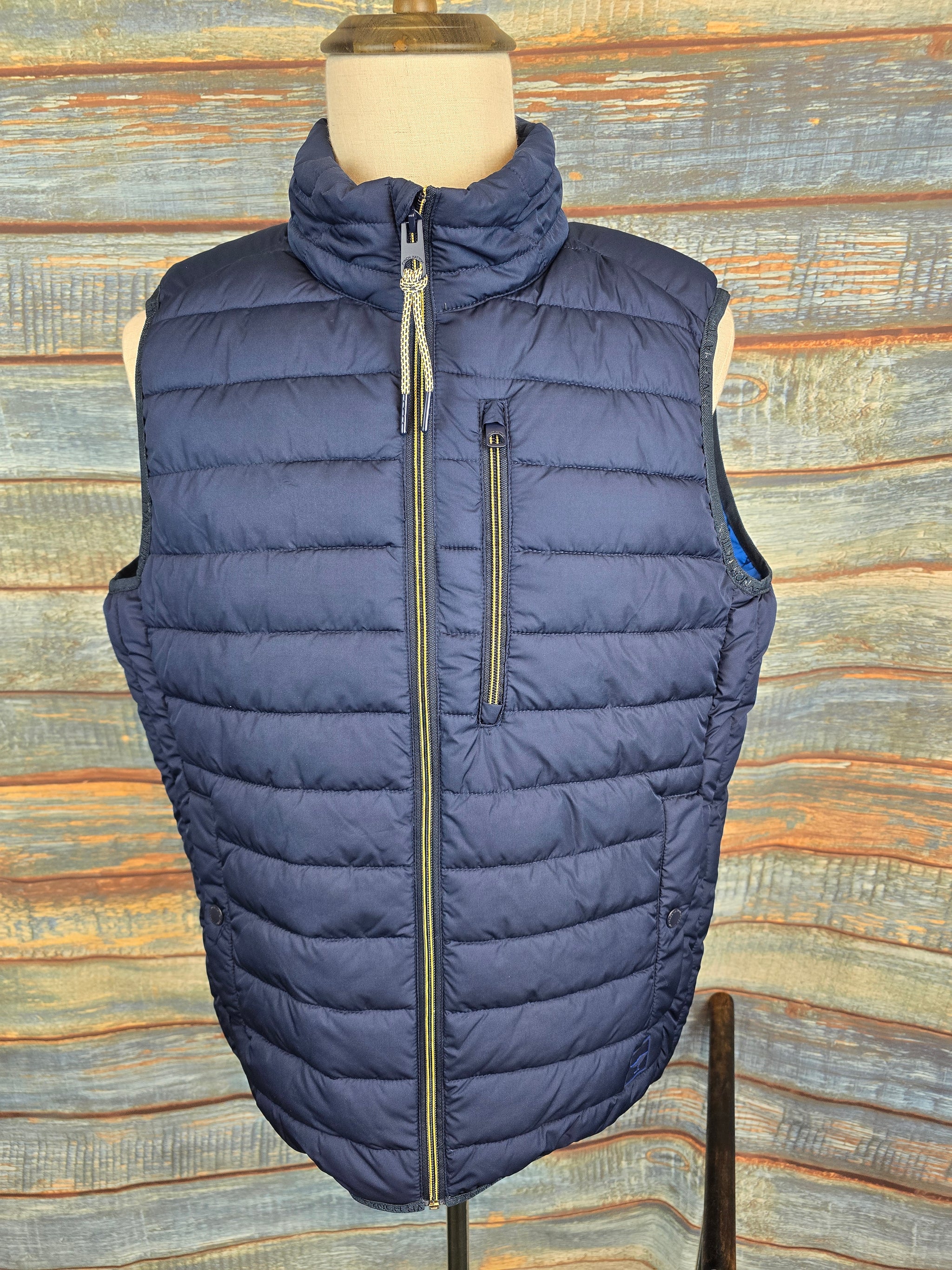 FYNCH-HATTON Light Weight Gilet