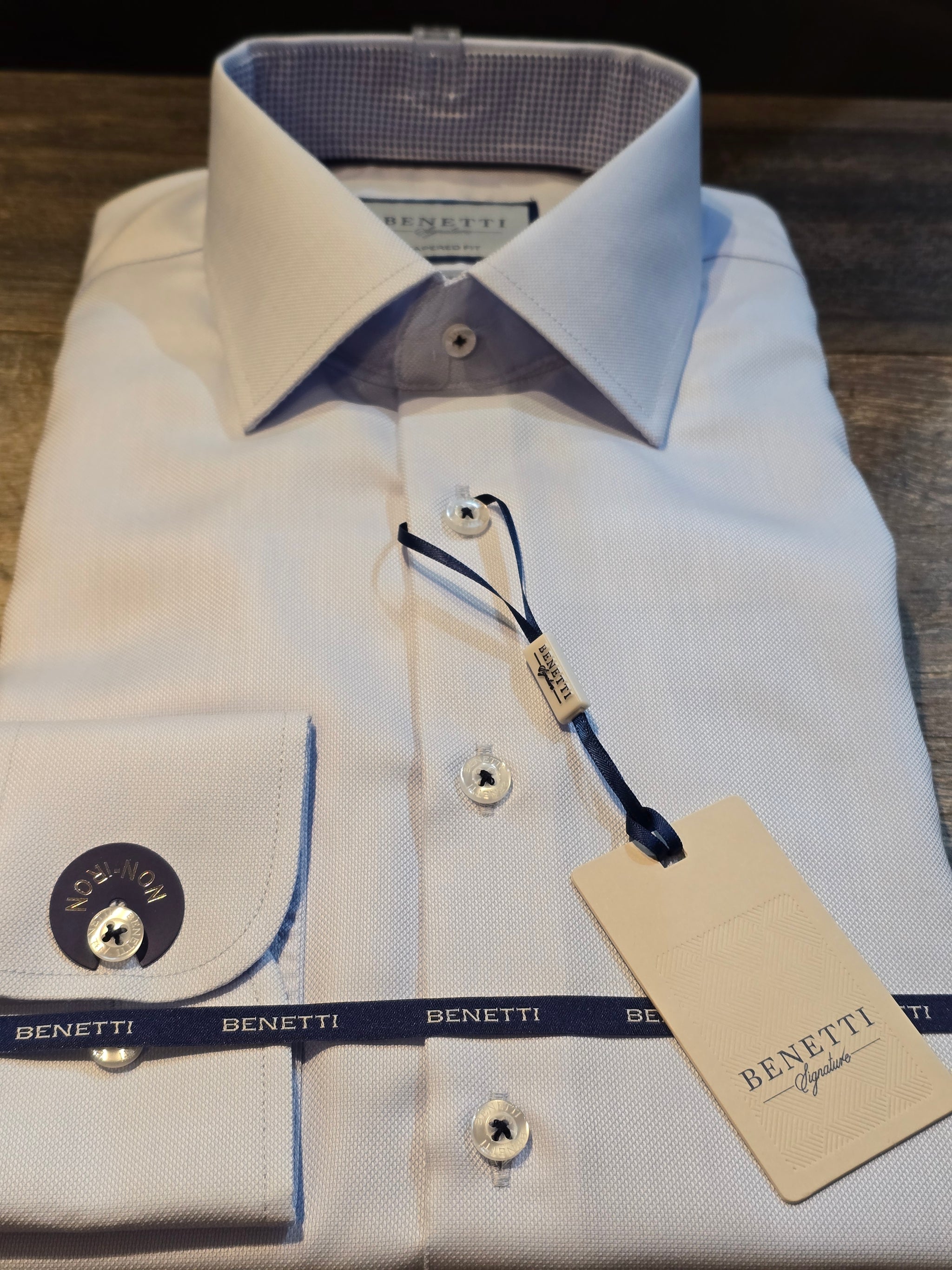 Benetti Tapered Fit formal Shirts