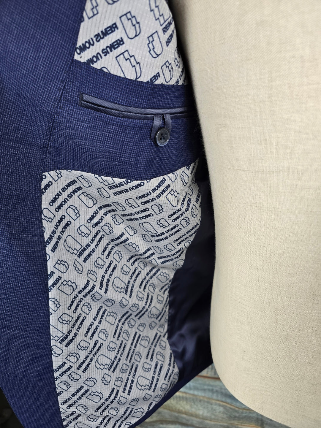 Remus Uomo Navy Tapered Fit Checked Stretch Suit