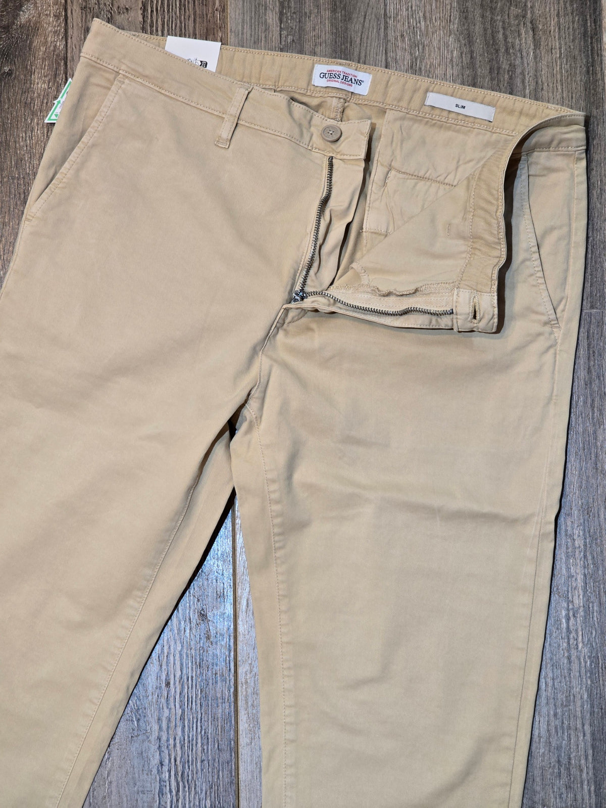 GUESS Jeans Slim-Fit Garment-Washed Summer Chinos