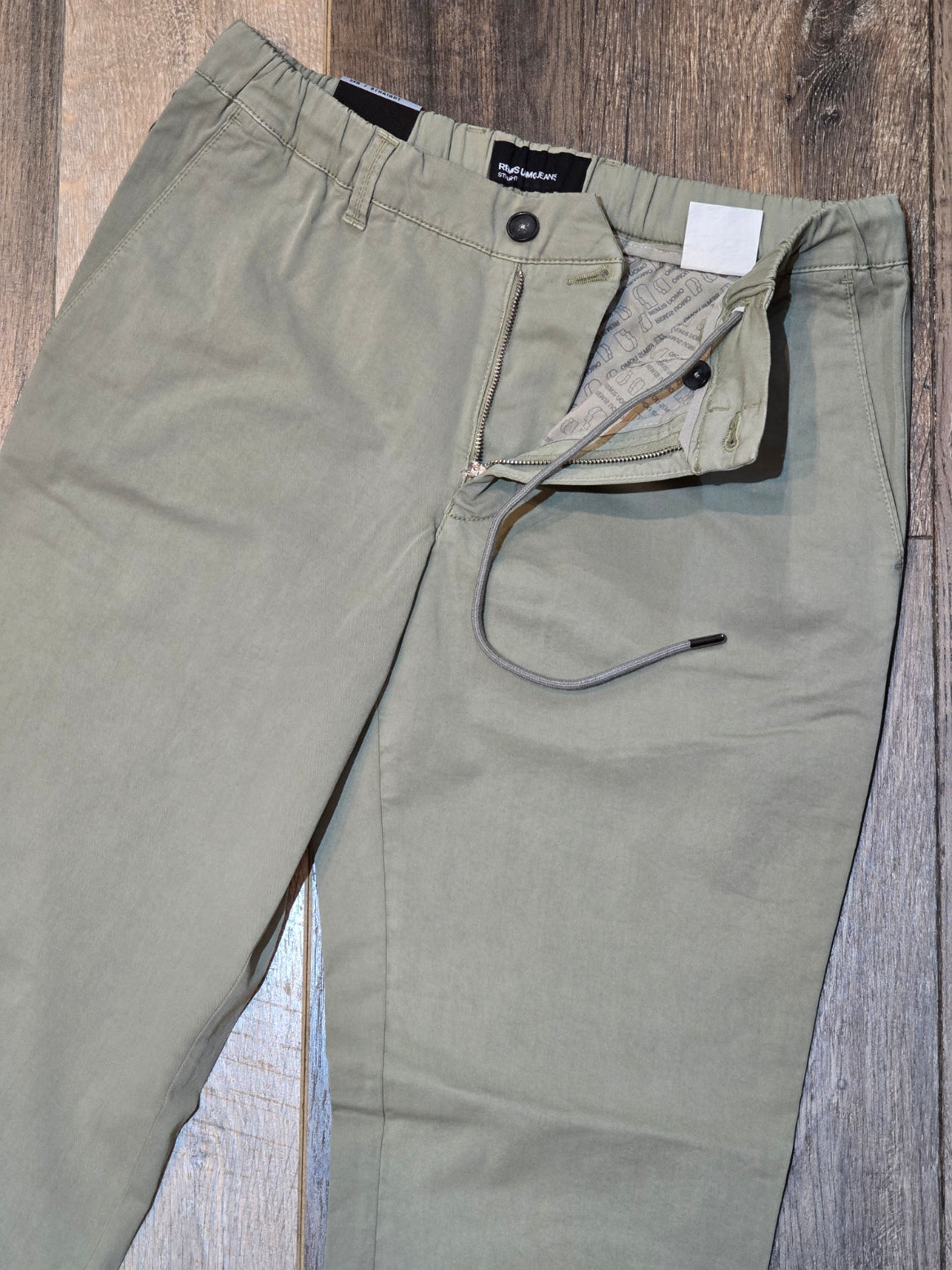 Remus Uomo Straight Leg Cotton-Tencel Blend Chinos