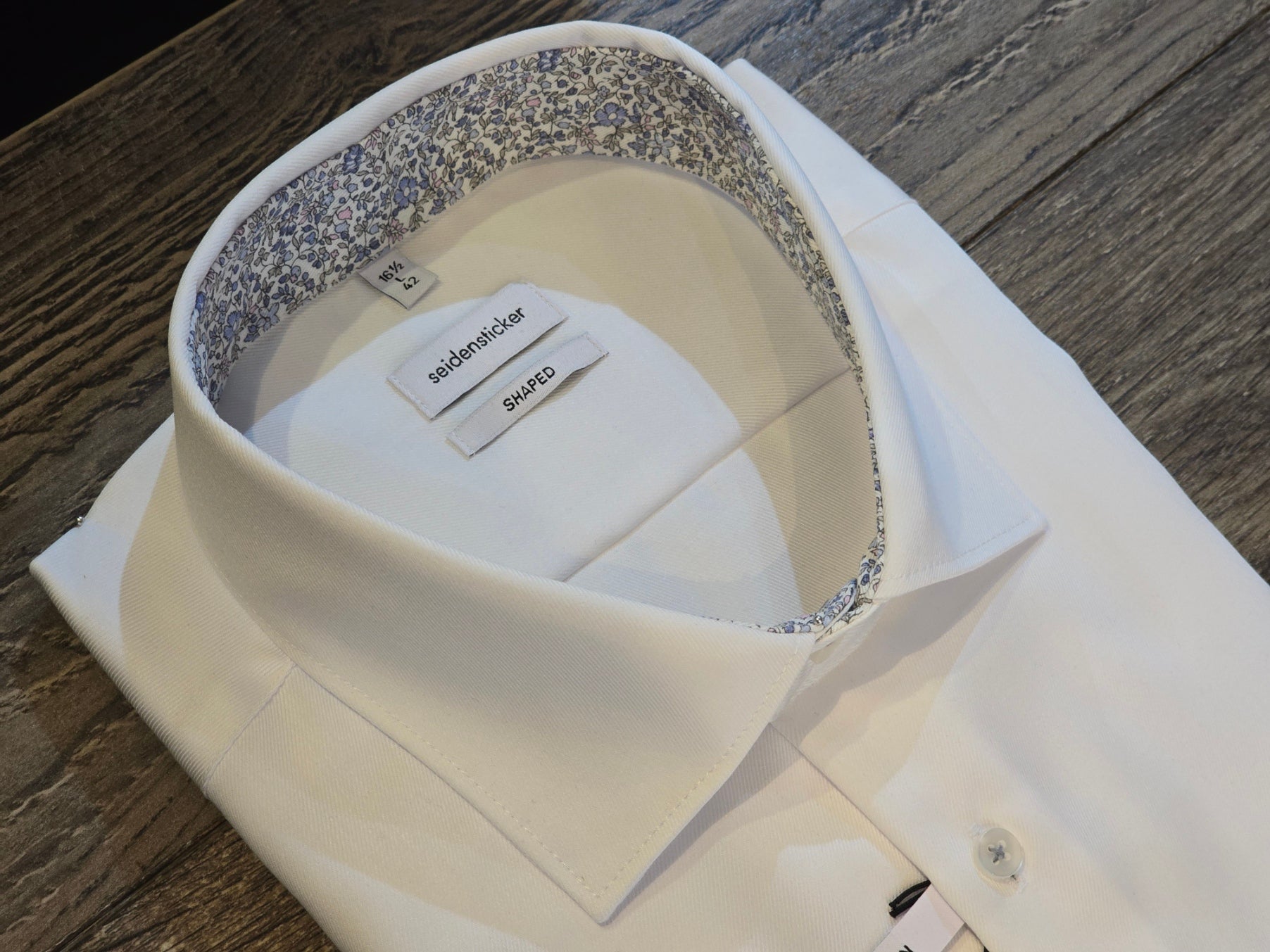 Seidensticker Shaped Fit shirt with floral trims