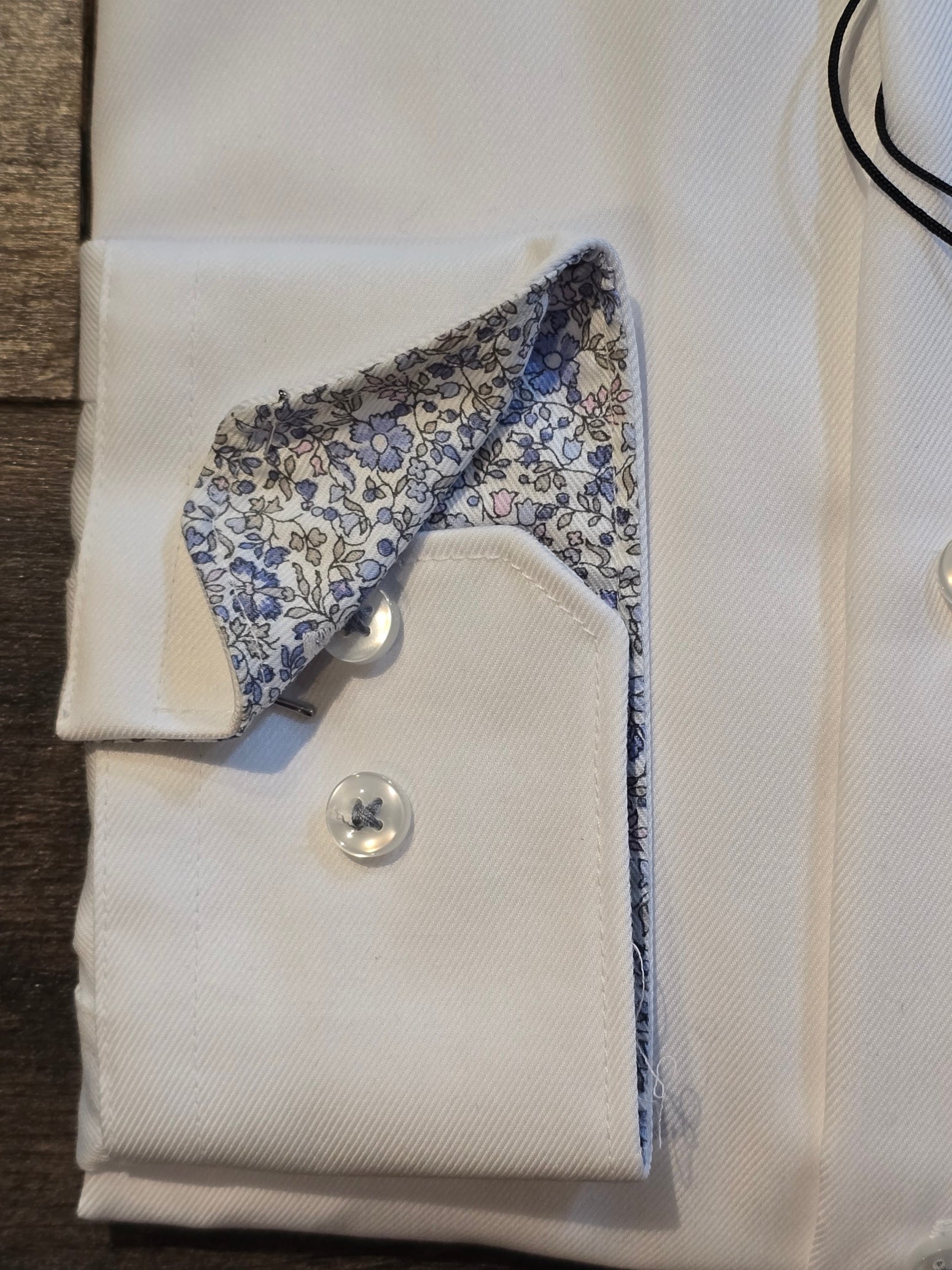 Seidensticker Shaped Fit shirt with floral trims