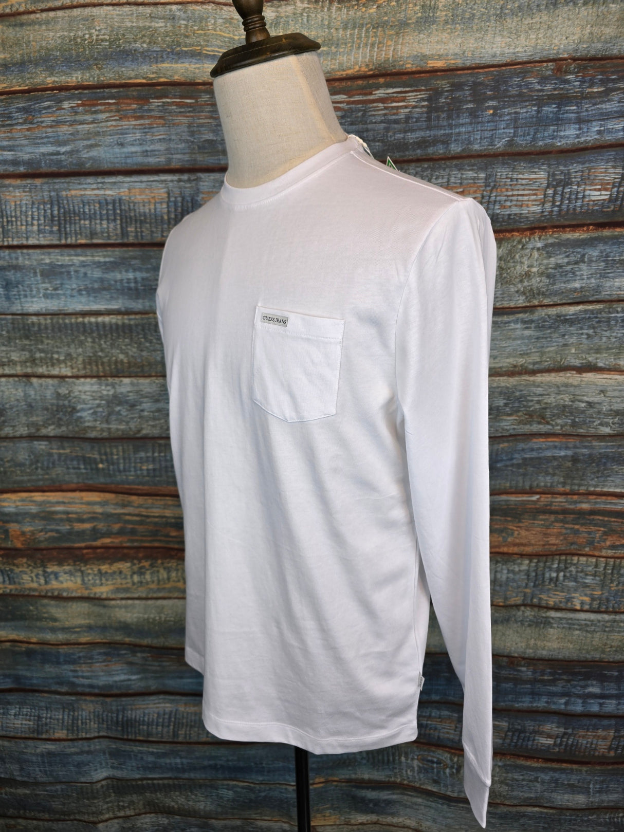 Guess logo Long sleeves chest pocket t-shirt