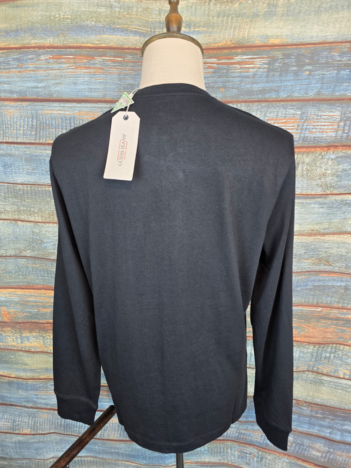 Guess logo Long sleeves chest pocket t-shirt