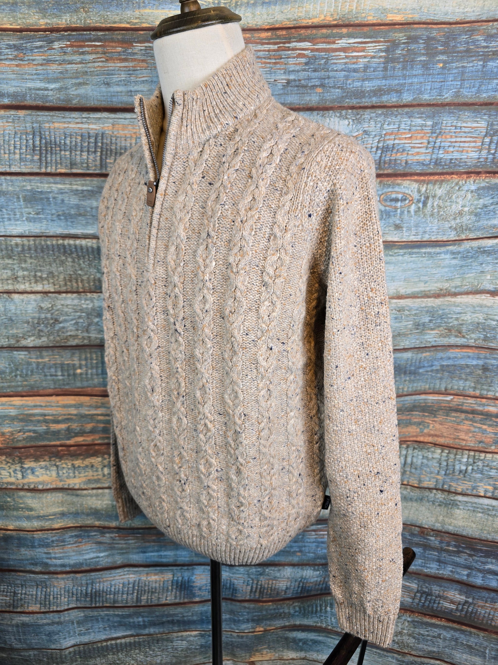 FYNCH-HATTON 1/4 ZIP CABEL KNIT DONEGAL SWEATER