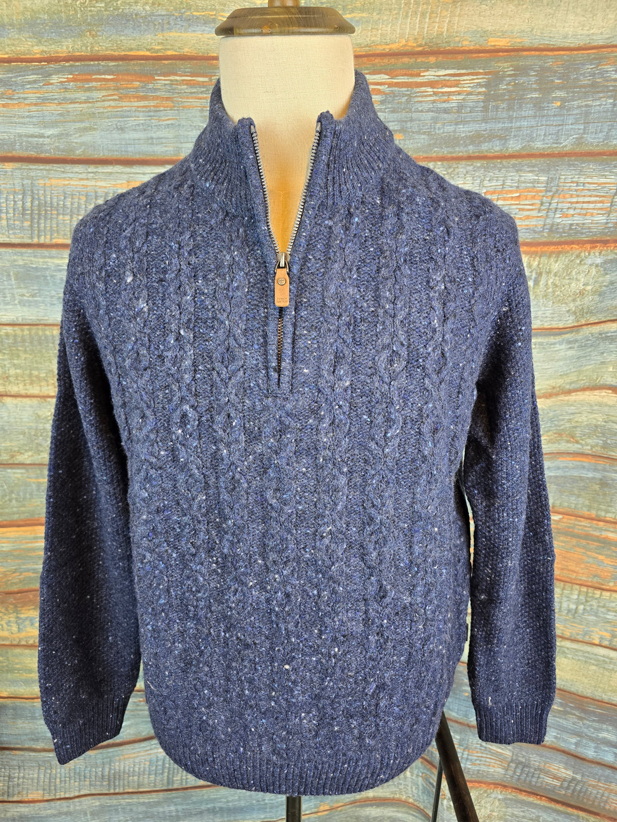 FYNCH-HATTON 1/4 ZIP CABEL KNIT DONEGAL SWEATER