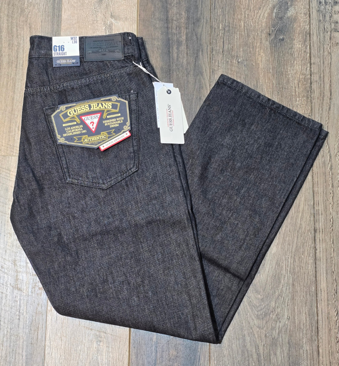 Guess Jeans G16 Straight Fit Airwashed Denim - Black