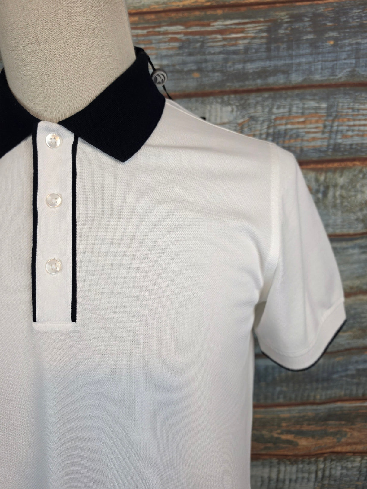 IMPULSO Contrast collar CoolFibre Polo Shirt