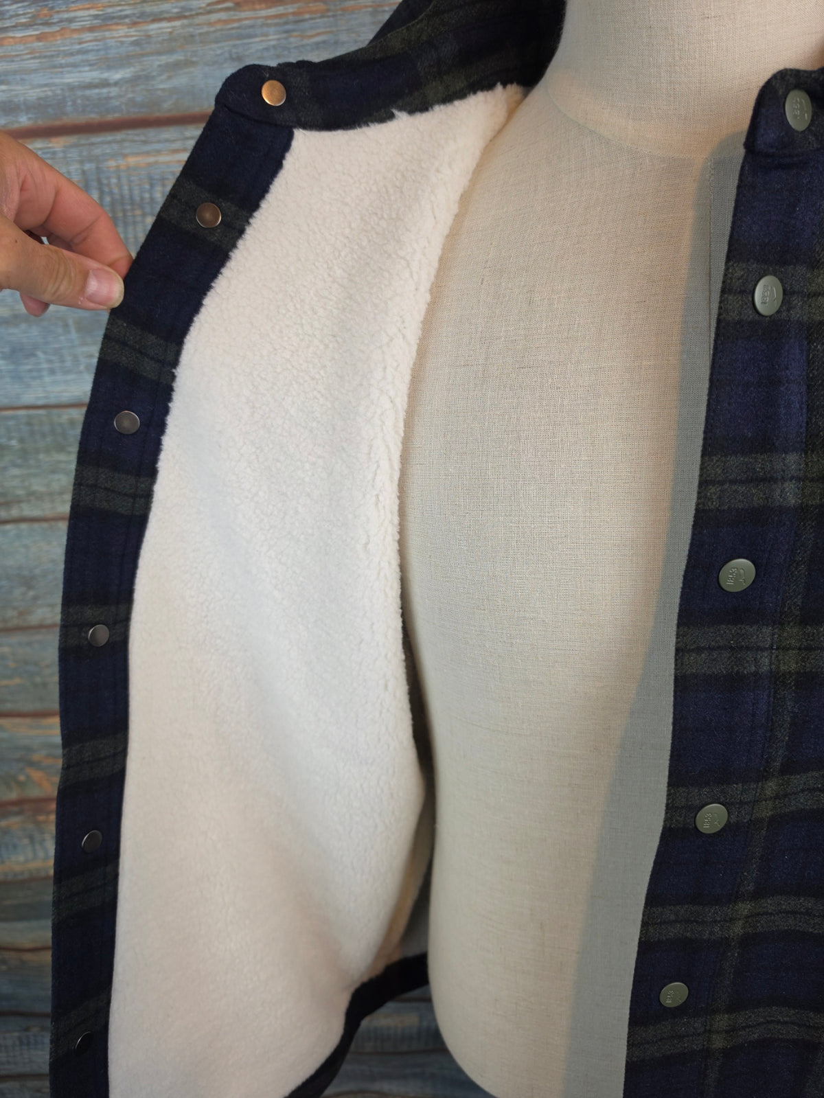 AIGLE Sherpa Lined Checked Over Shirt / Jacket