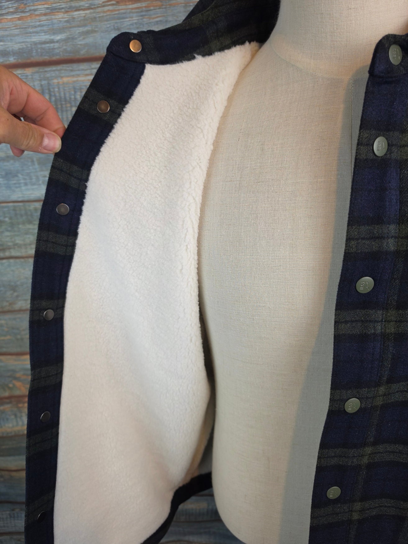 AIGLE Sherpa Lined Checked Over Shirt / Jacket