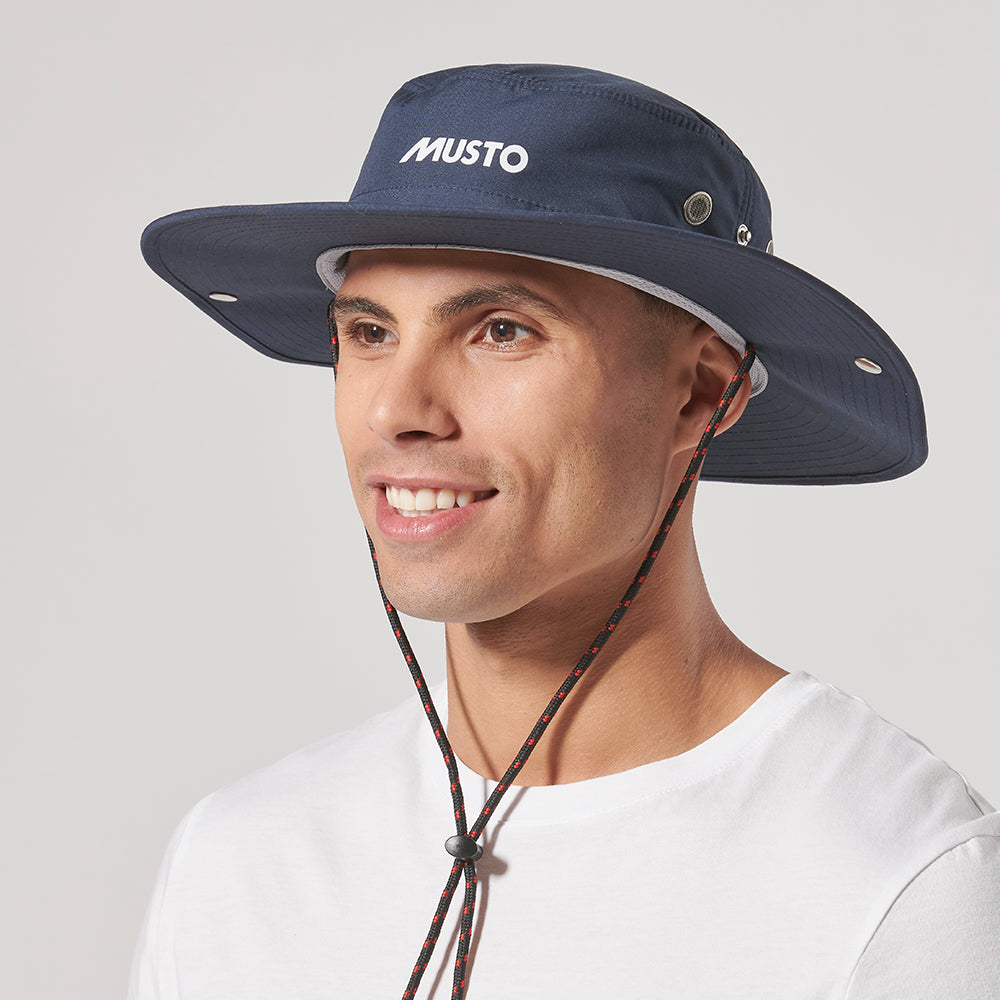 Musto EVOLUTION FAST DRY BRIMMED HAT
