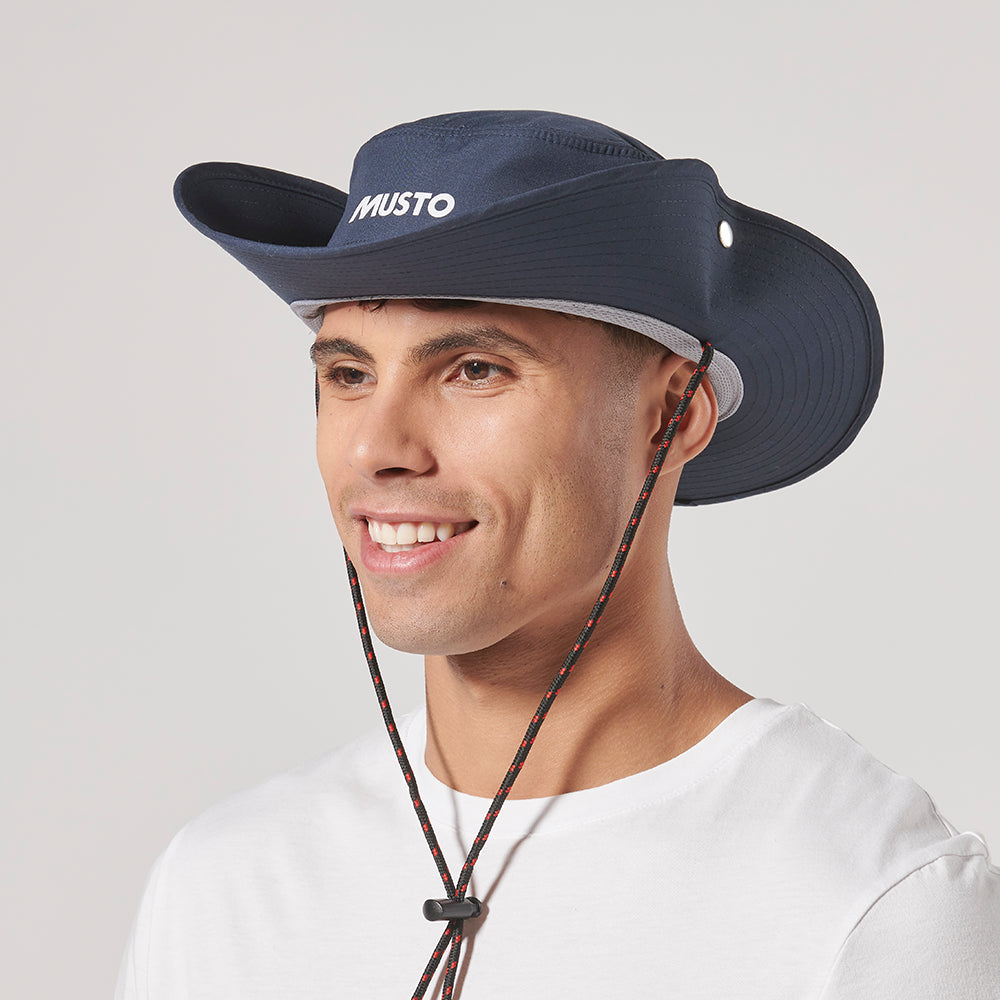 Musto EVOLUTION FAST DRY BRIMMED HAT