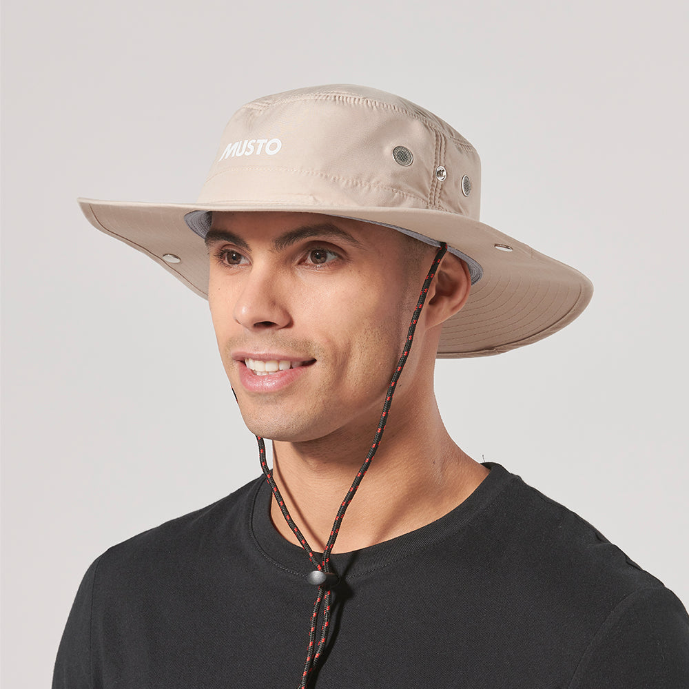 Musto EVOLUTION FAST DRY BRIMMED HAT