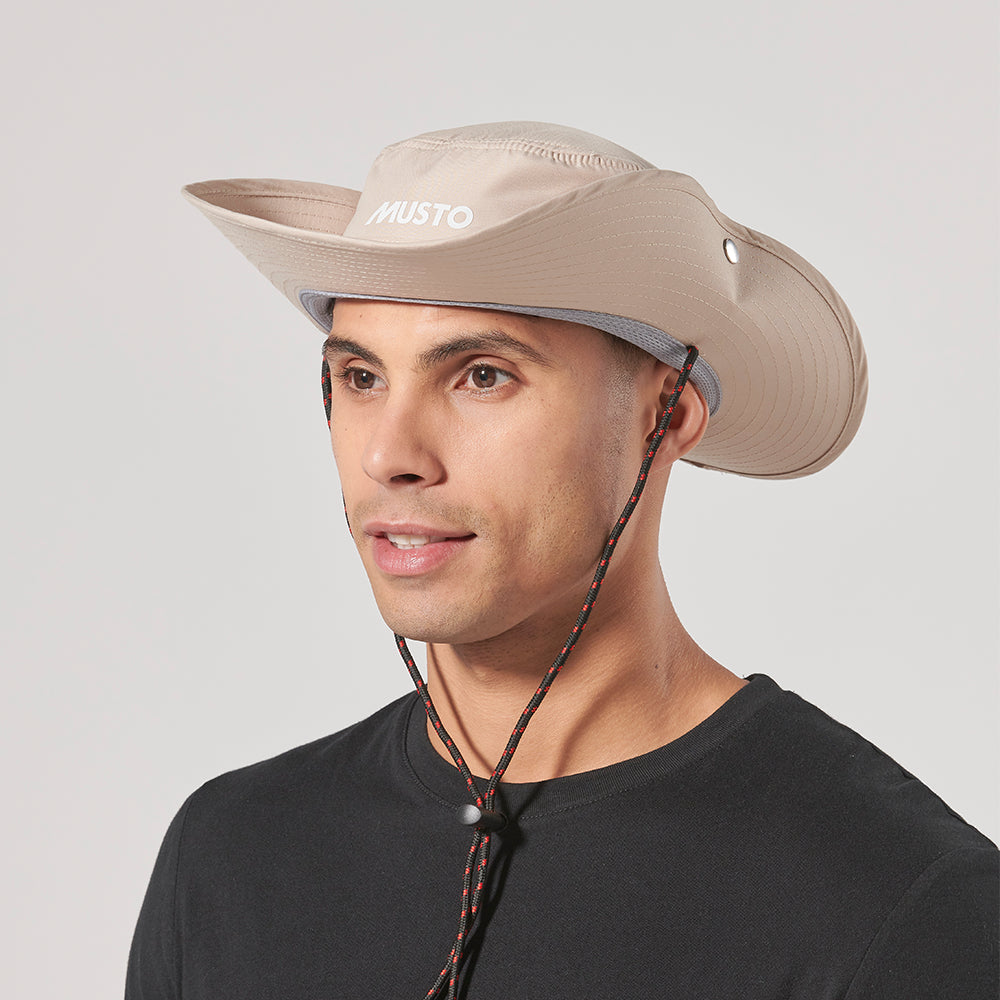 Musto EVOLUTION FAST DRY BRIMMED HAT