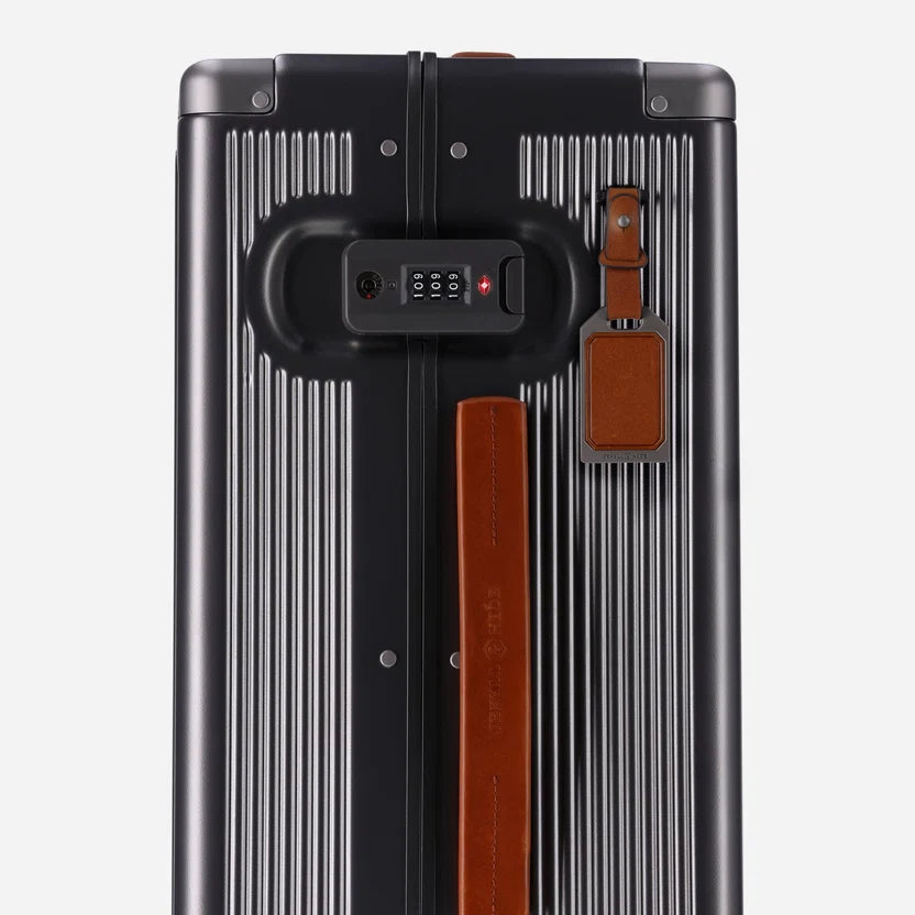 Jekyll & Hide hard shell cabin suitcase