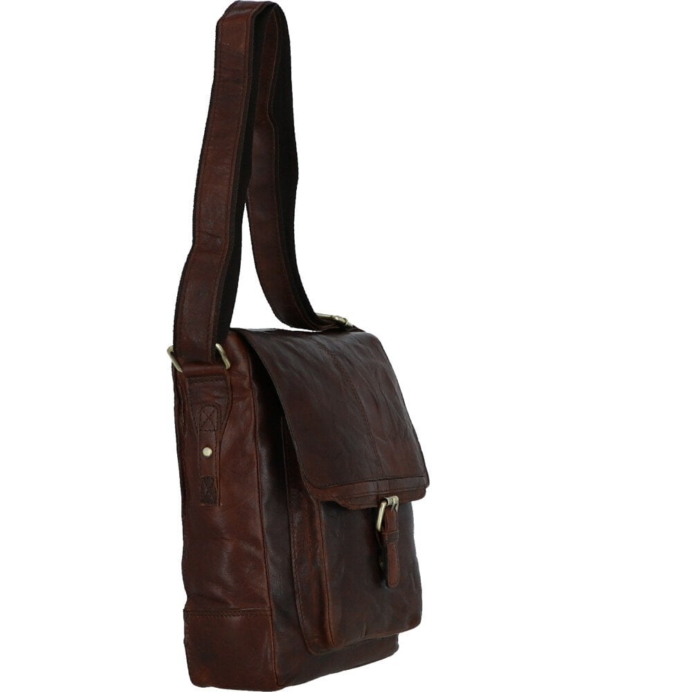 Ashwood G32 Medium Vintage Wash Leather Travel Bag