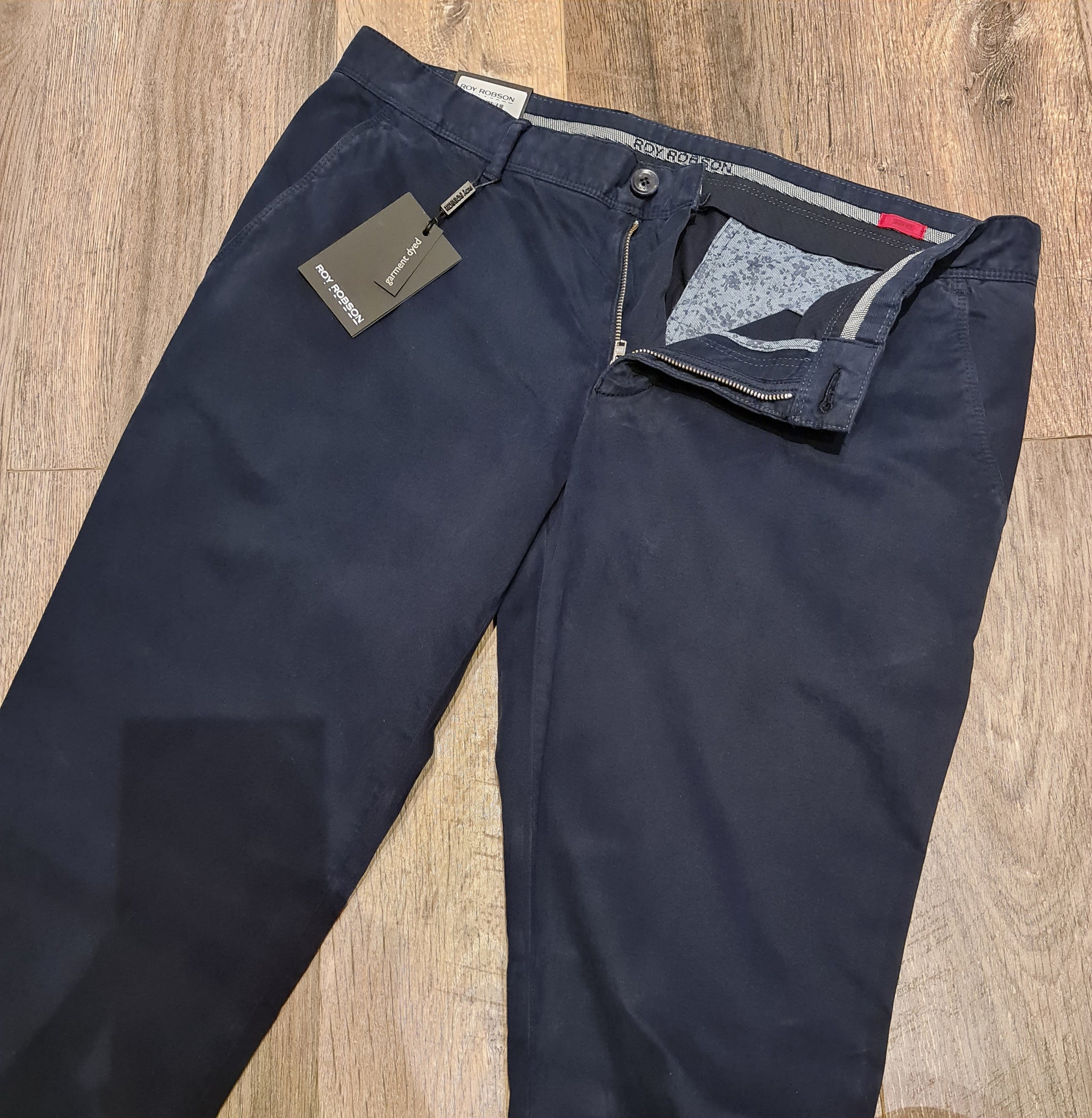 Roy Robson Slim Fit garment dyed chinos