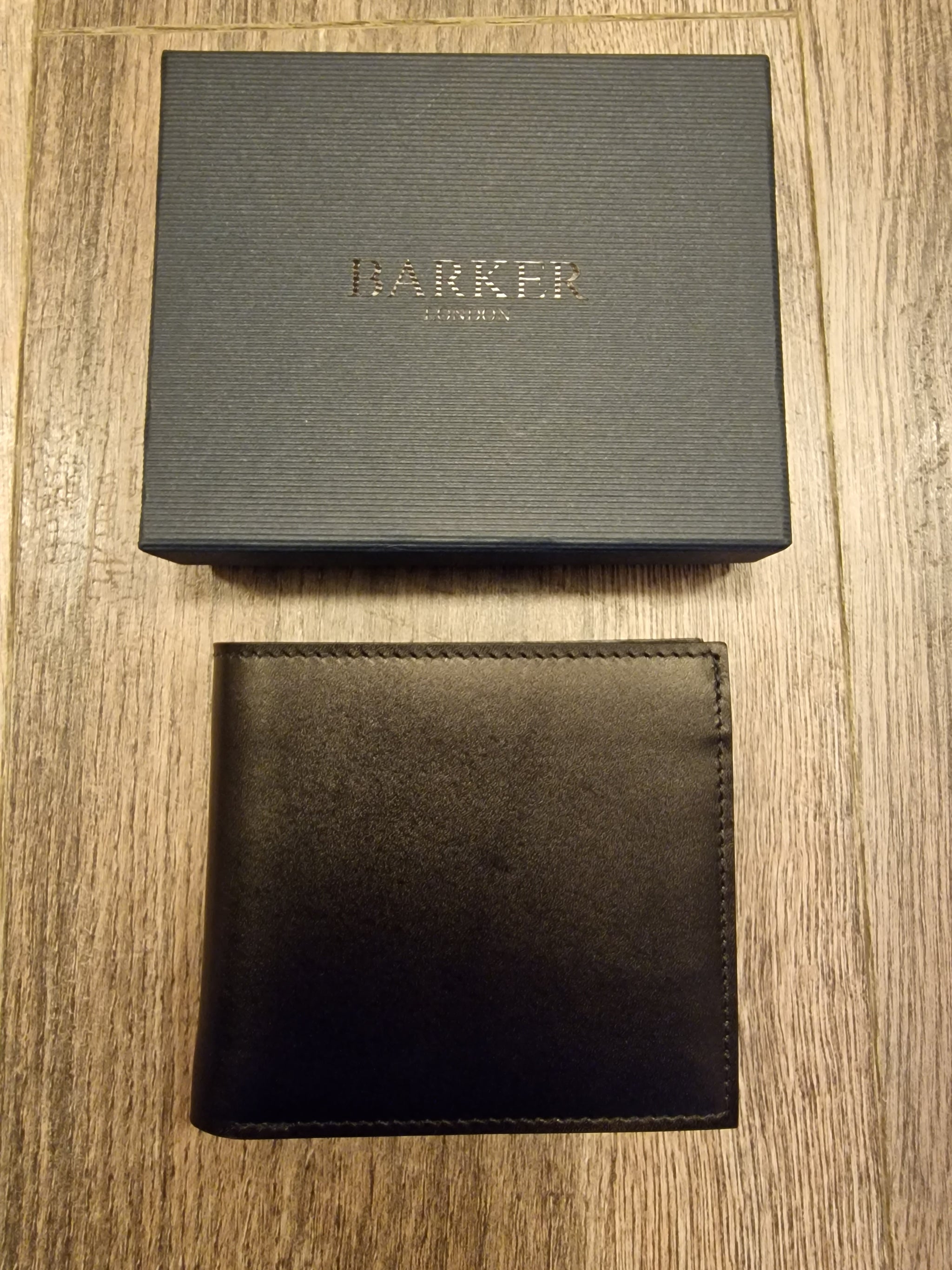 Barkers Shoes Bifold "One Stripe" Wallets